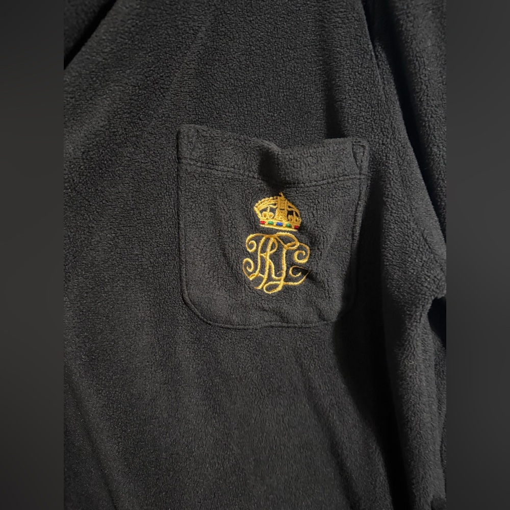 Robe - Picture 4 of 4
